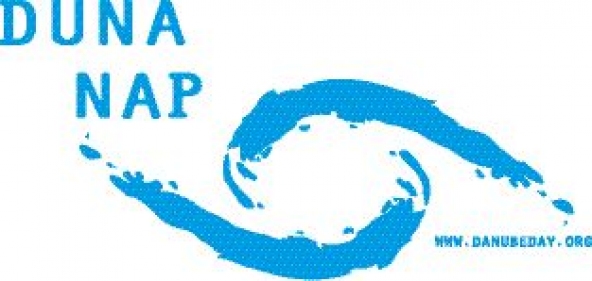 Duna nap logo